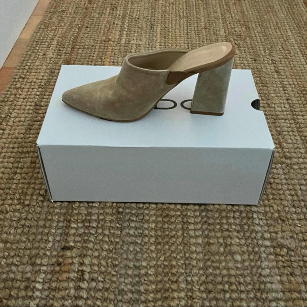 Aldo Pointed Toe Beige Mules